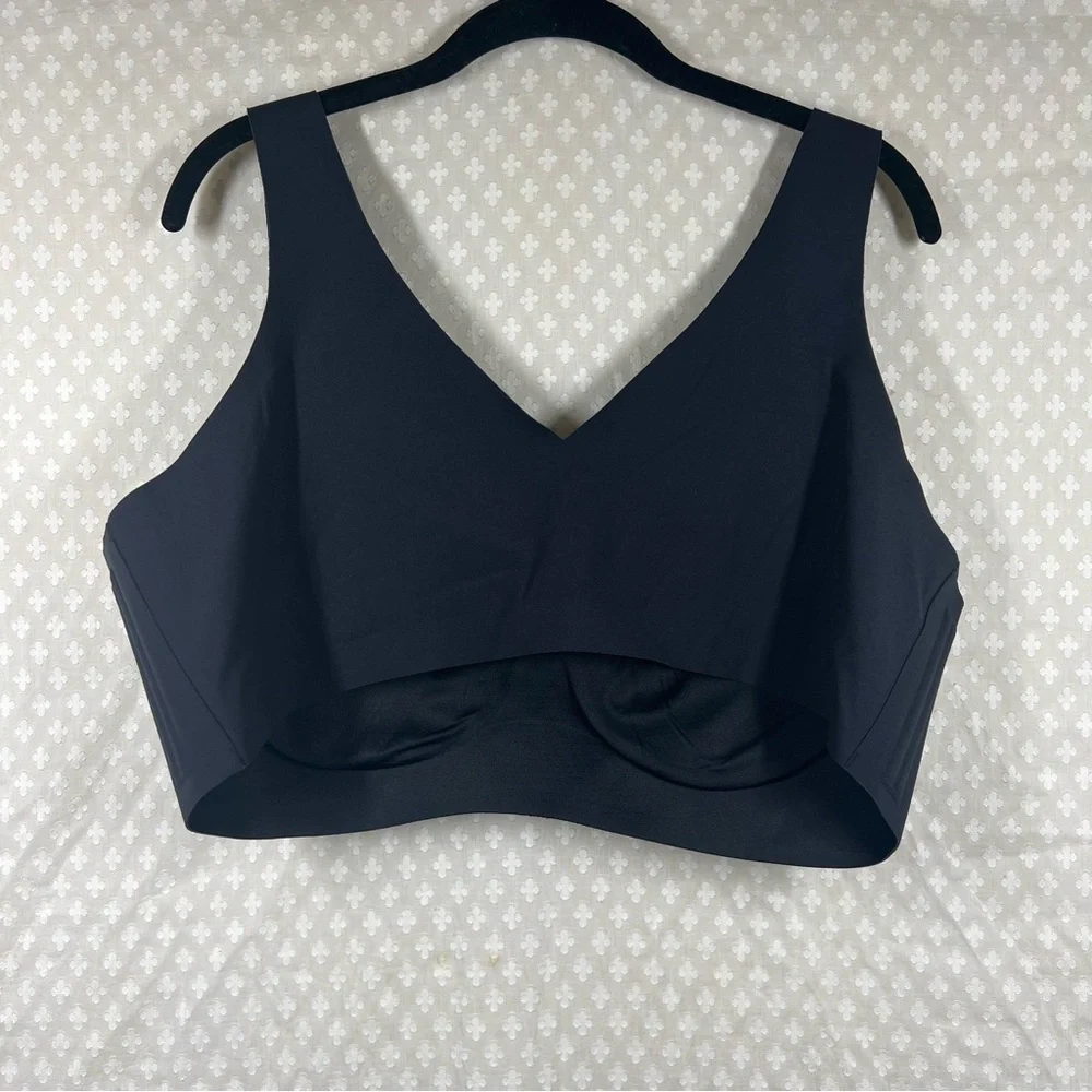 Honeylove Black Seamless Wireless V‎ Neck Pull On Bra